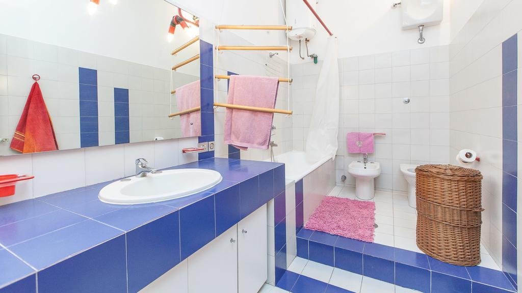 Rental In Rome Santini Apartment Room photo